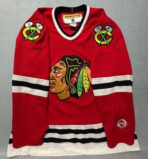Vintage KohO Chicago Blackhawks NHL Official Licensed Hockey Jersey Men's Large